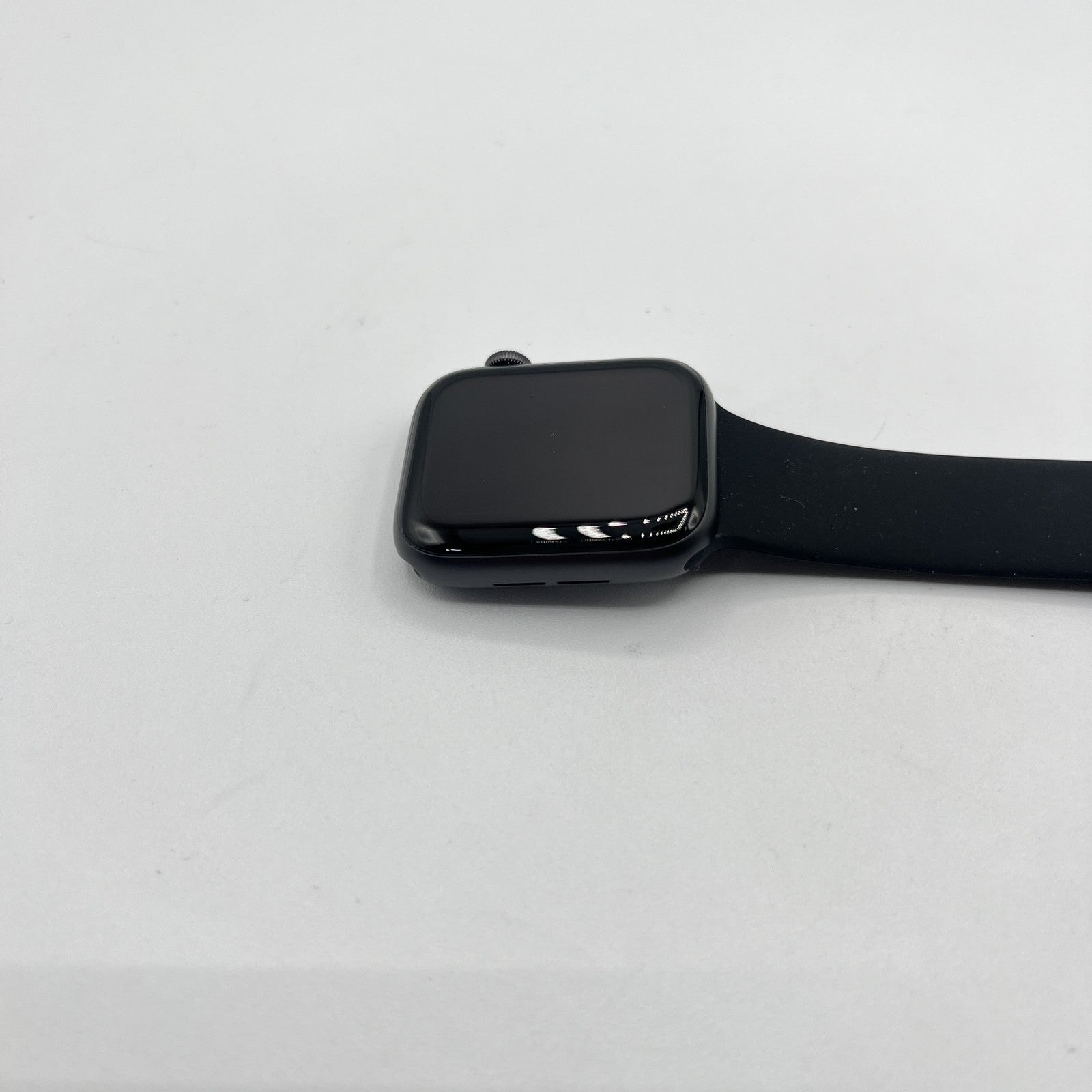 Apple Watch Series 6 44mm Space Gray Aluminum Case with Sport Band - Excellent